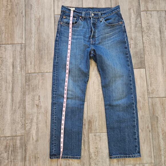 Levi’s 501 Button Fly Straight Leg Jeans Womens Size 29 Denim Blue Medium Wash - Picture 3 of 10